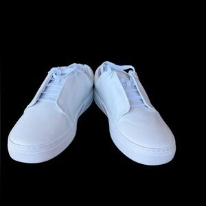 LGND Sneakers Women’s Size 9 White Low-Top Lace-Up Minimalist Casual Shoes